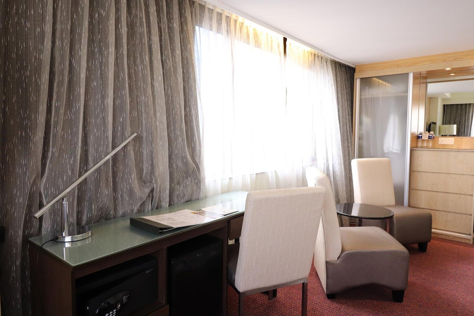 Hotel Grand Continental Kuala Lumpur Exteriör bild
