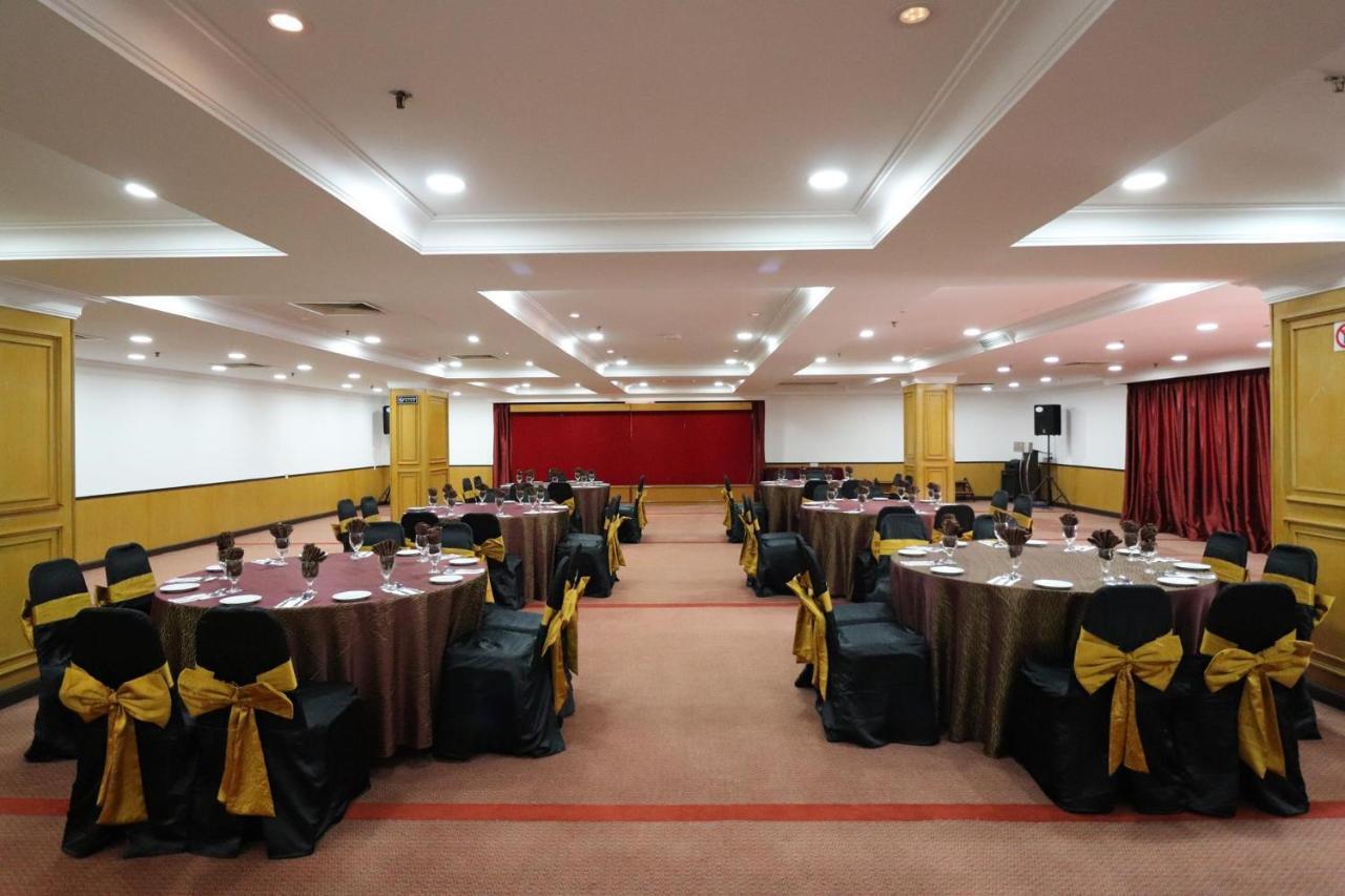 Hotel Grand Continental Kuala Lumpur Exteriör bild